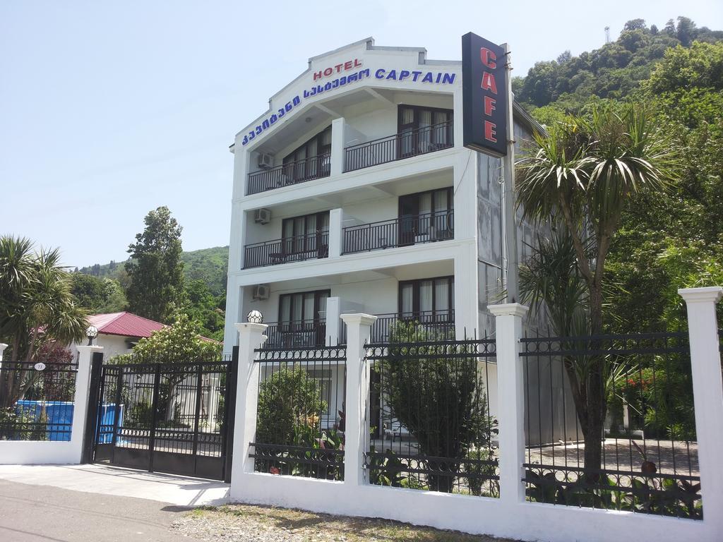 Hotel Captain Гонио Екстериор снимка