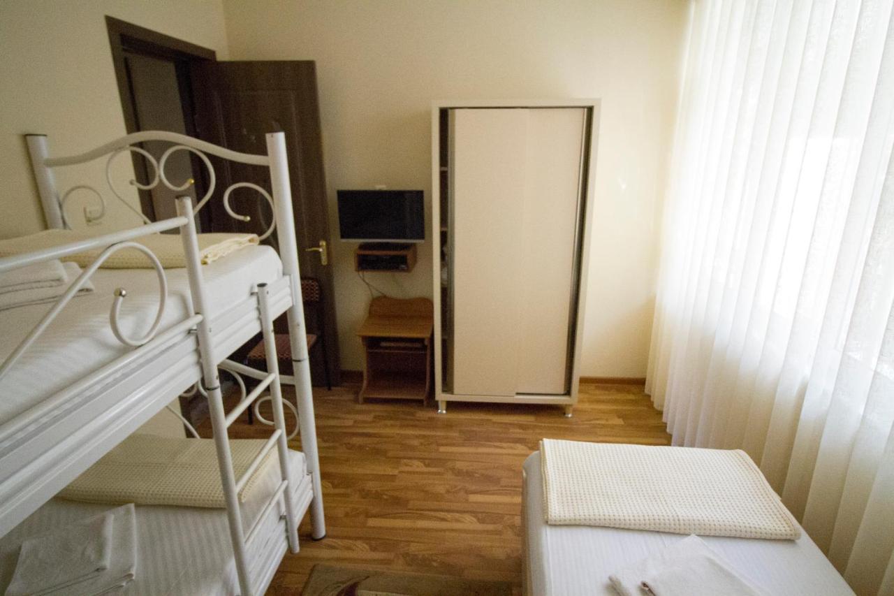 Hotel Captain Гонио Екстериор снимка
