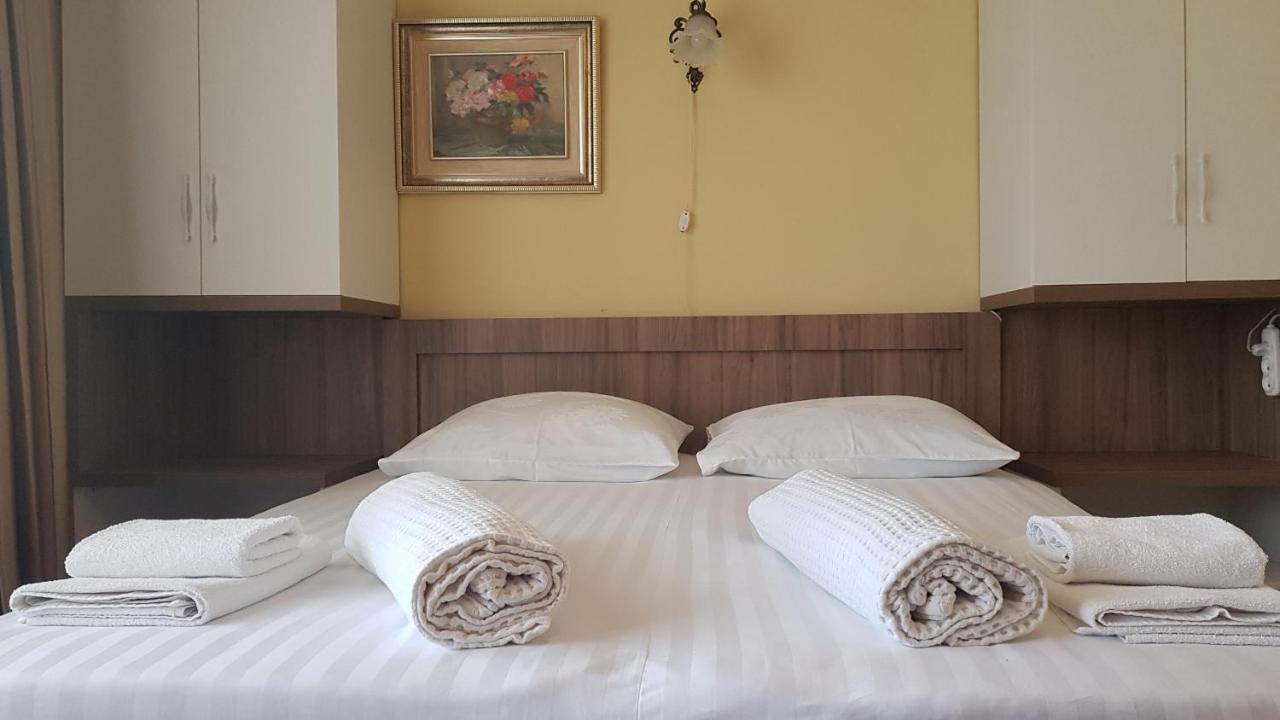 Hotel Captain Гонио Екстериор снимка
